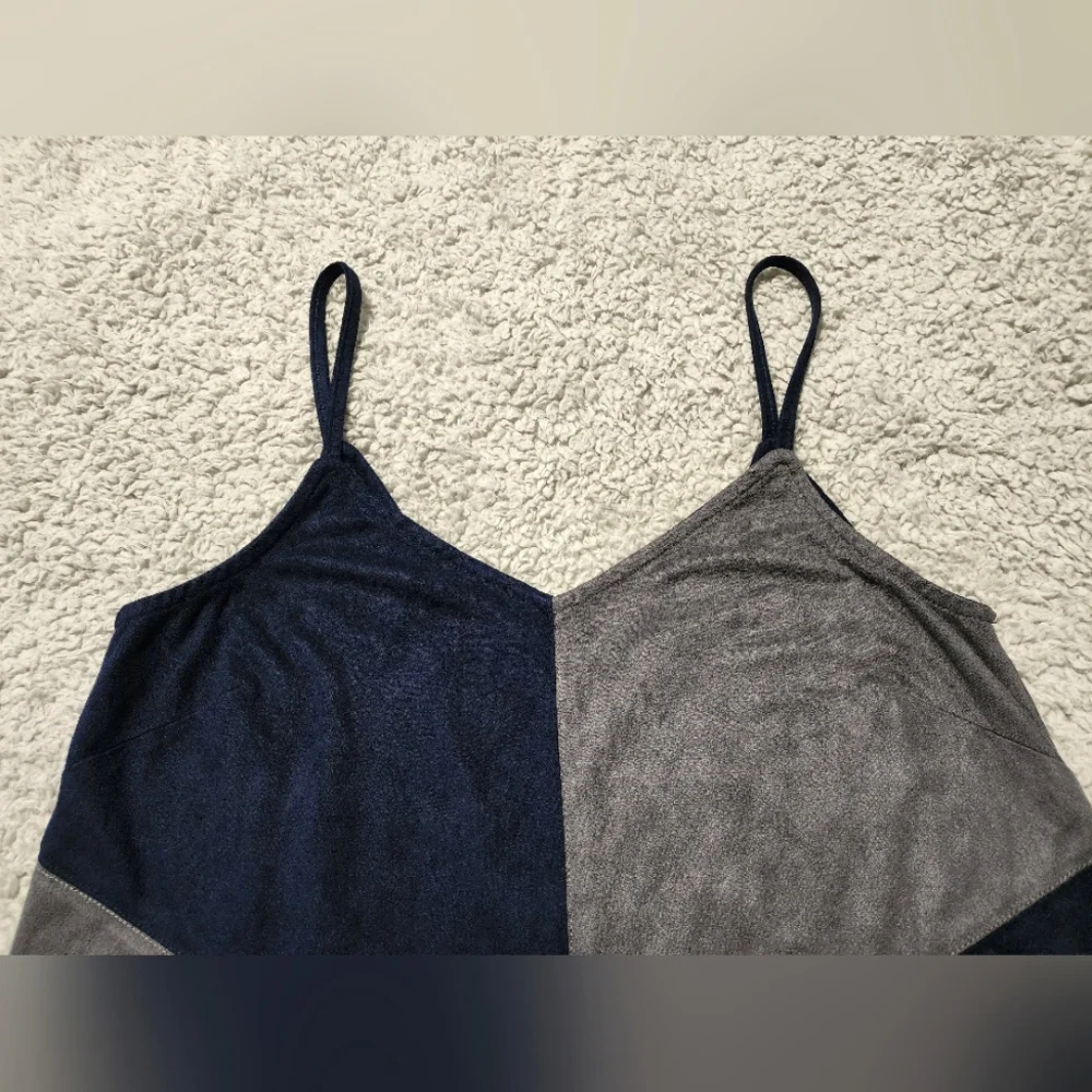 Colorblock Tank - Picture 2 of 6